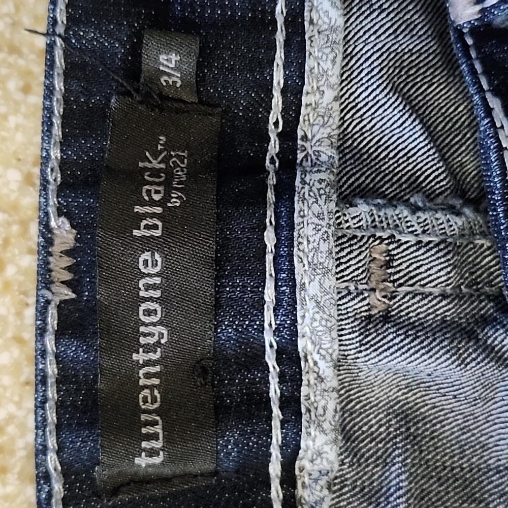 NWOT Twentyone Black by Rue 21 Bling Boot Cut Jeans Size 3/4 - Picture 6 of 13
